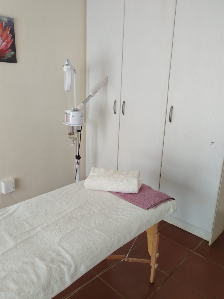 5 Bedroom Property for Sale in Schoemansville North West